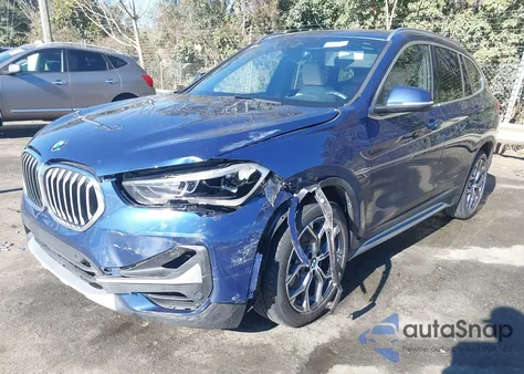 2021 BMW X1 Sdrive28I z USA, uszkodzony, nr VIN WBXJG7C01M5U36310